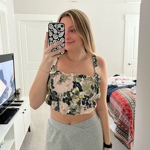 Floral Cropped Tie Back Tank Top